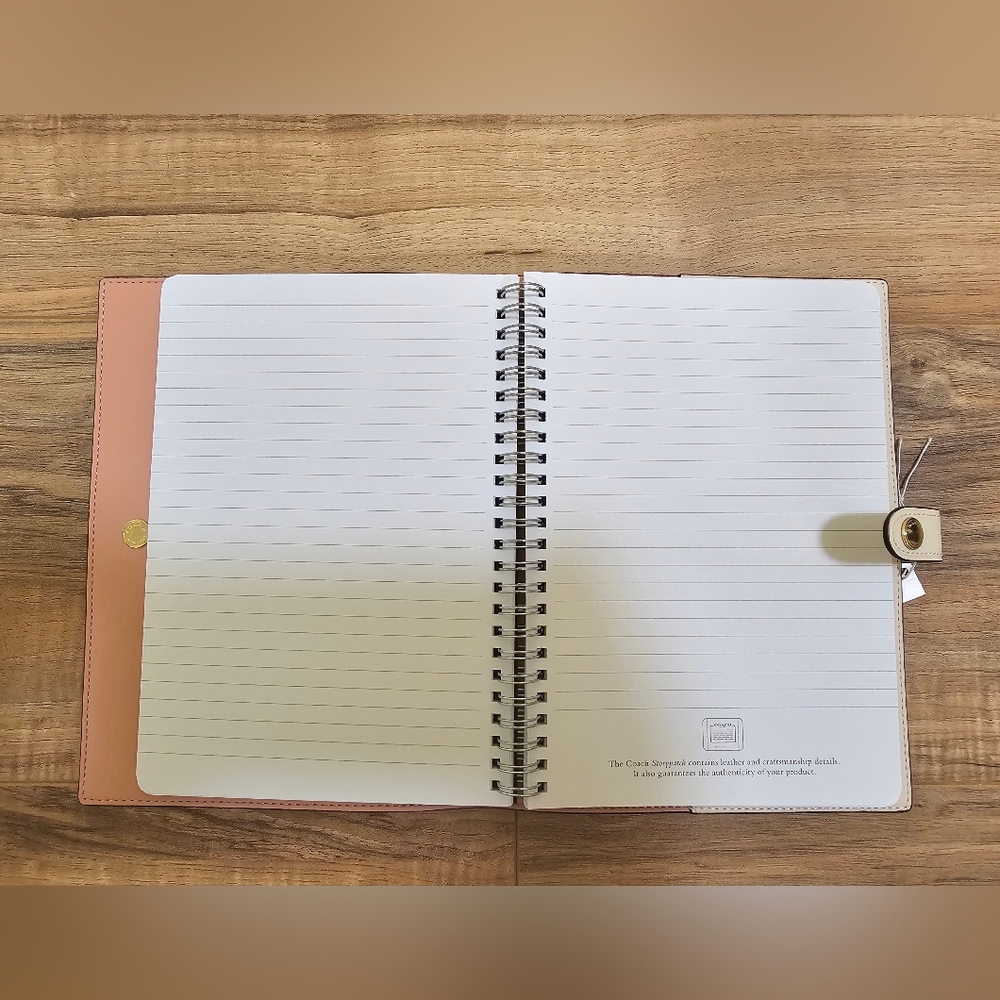 New Coach Notebook In Signature Canvas With Floral Print - Picture 8 of 12
